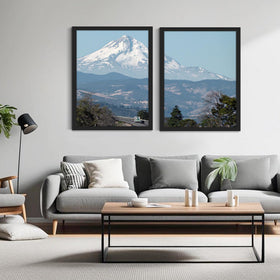 Fisnish 22x28 black poster frame side view highlighting slim profile