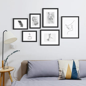 Fisnish black decor frame fits various spaces for stylish memories
