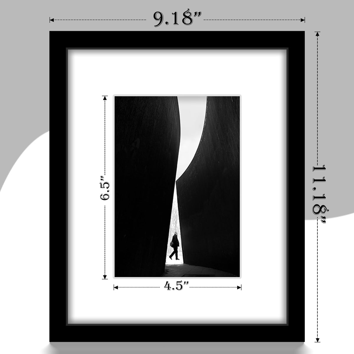 Fisnish wall-mount ready frame ideal for creating a gallery wall