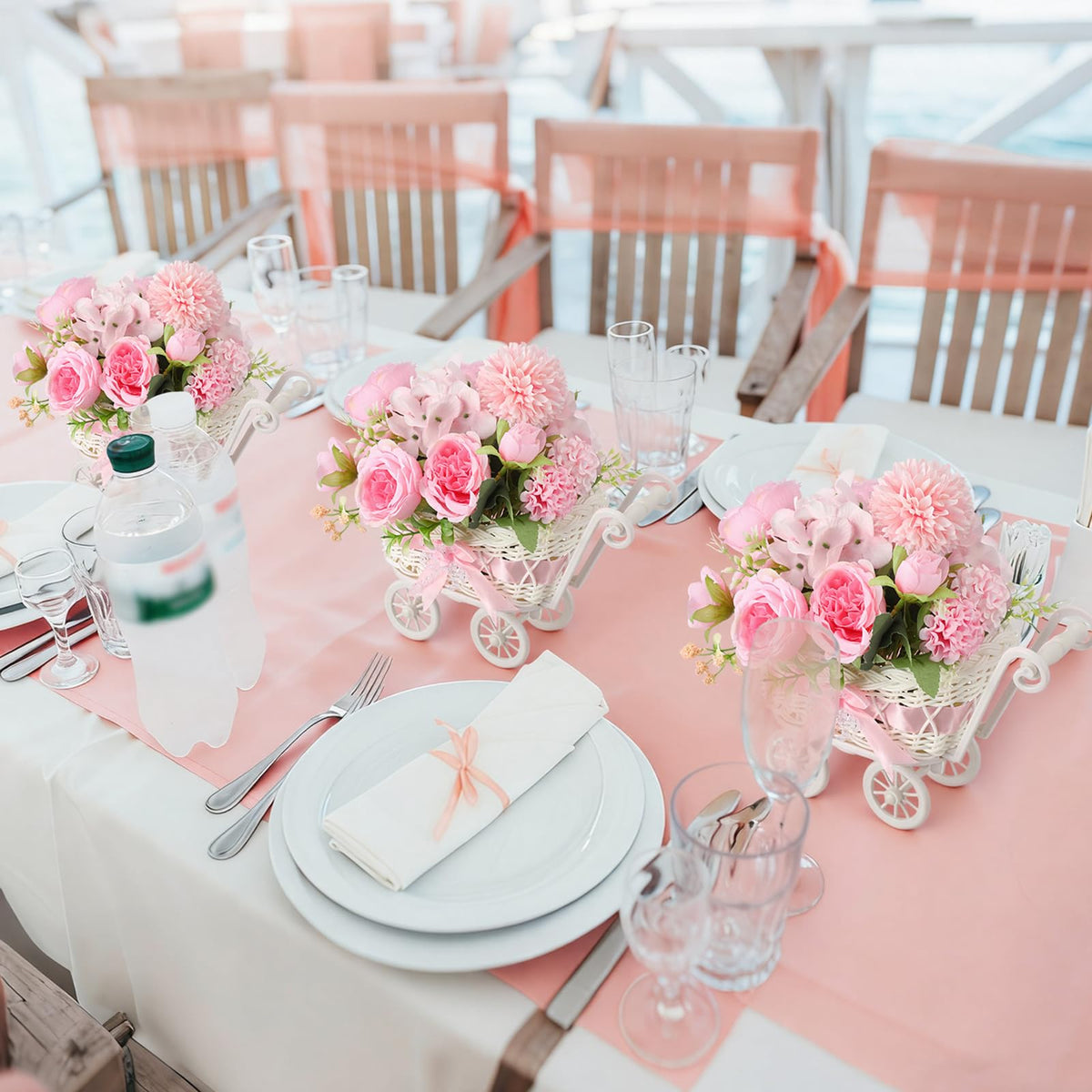 Fiwochic pink long-stem bouquets deliver height and color to tables
