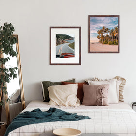 Fixwal poster frame is a thoughtful ready-to-gift decor piece