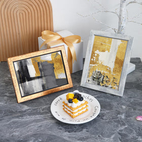 Fixwal tabletop display option keeps photos within easy reach