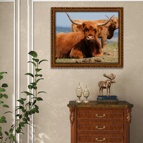 FJXMFRAME gold frame with turn-button fasteners for easy photo changes.