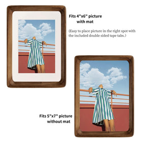FLECHAZO frame suited for wall or tabletop display in portrait or landscape orientation.