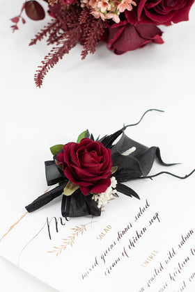 Floinla boutonniere with pin and clip for secure lapel wear