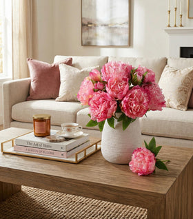 Dust-cleanable surface on Florisso Pink Peony for easy maintenance