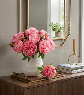 Silk stem detail of Florisso Pink Peony with flexible wires