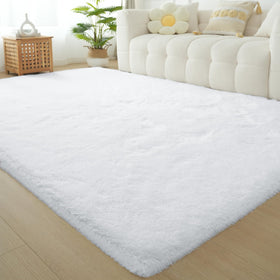 FluffyRug non-slip backing keeps the rug securely in place on hardwood