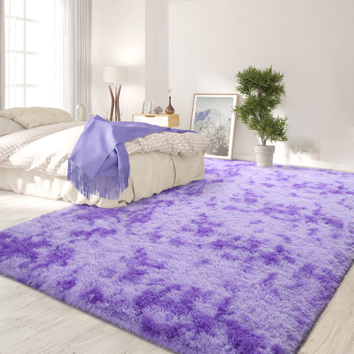 FlyDOIT non-slip back detail with PVC dots keeps rug in place.