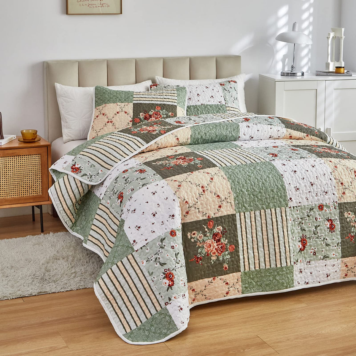 Flysheep pillow sham in green white plaid complements the quilt set