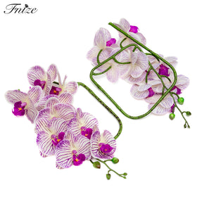Fnize purple striped petals detail ideal for centerpieces and displays.