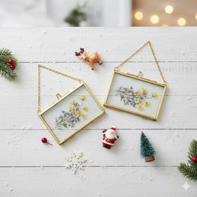 FOCHIER F wall display frame enhances home gallery