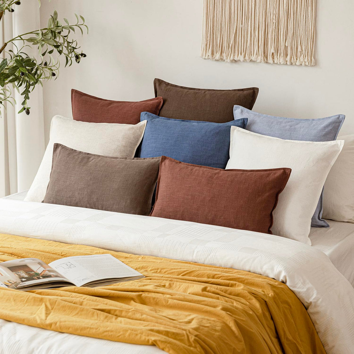 Foindtower two-pack adds value for quick refresh on couches and beds.