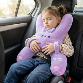 FOMO Finds Luna car pillow provides cozy neck support during car trips.