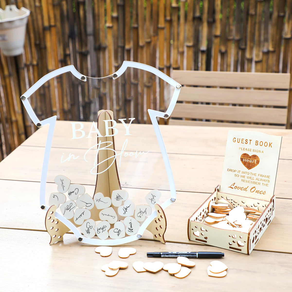 Fonder Mols heart-shaped wood accents add rustic charm