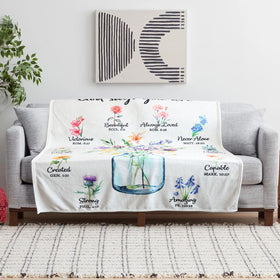 FORUSGITSS indoor-outdoor-use blanket is versatile for all seasons