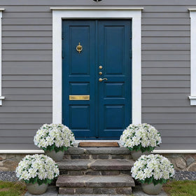 FOTEEWL front-door decor hydrangea for welcoming entryways.