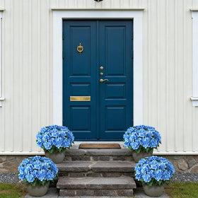 FOTEEWL blue hydrangea bouquet enhances outdoor spaces.