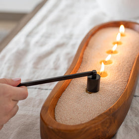 Foton Elegant Candle Care Set blends style with practical maintenance.