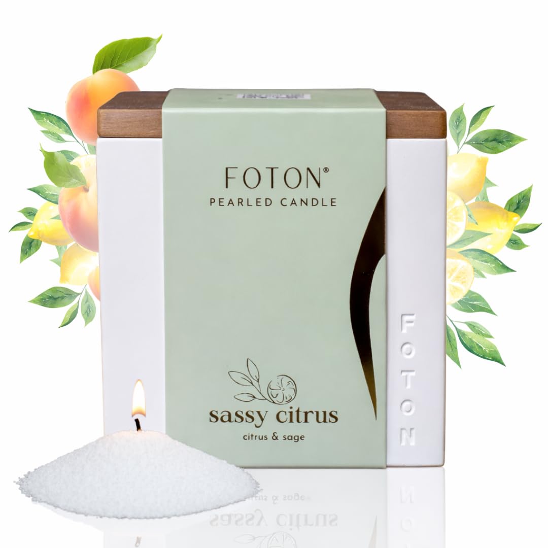 Foton Le Cube pearled candle sand wax creates a warm, inviting ambiance.