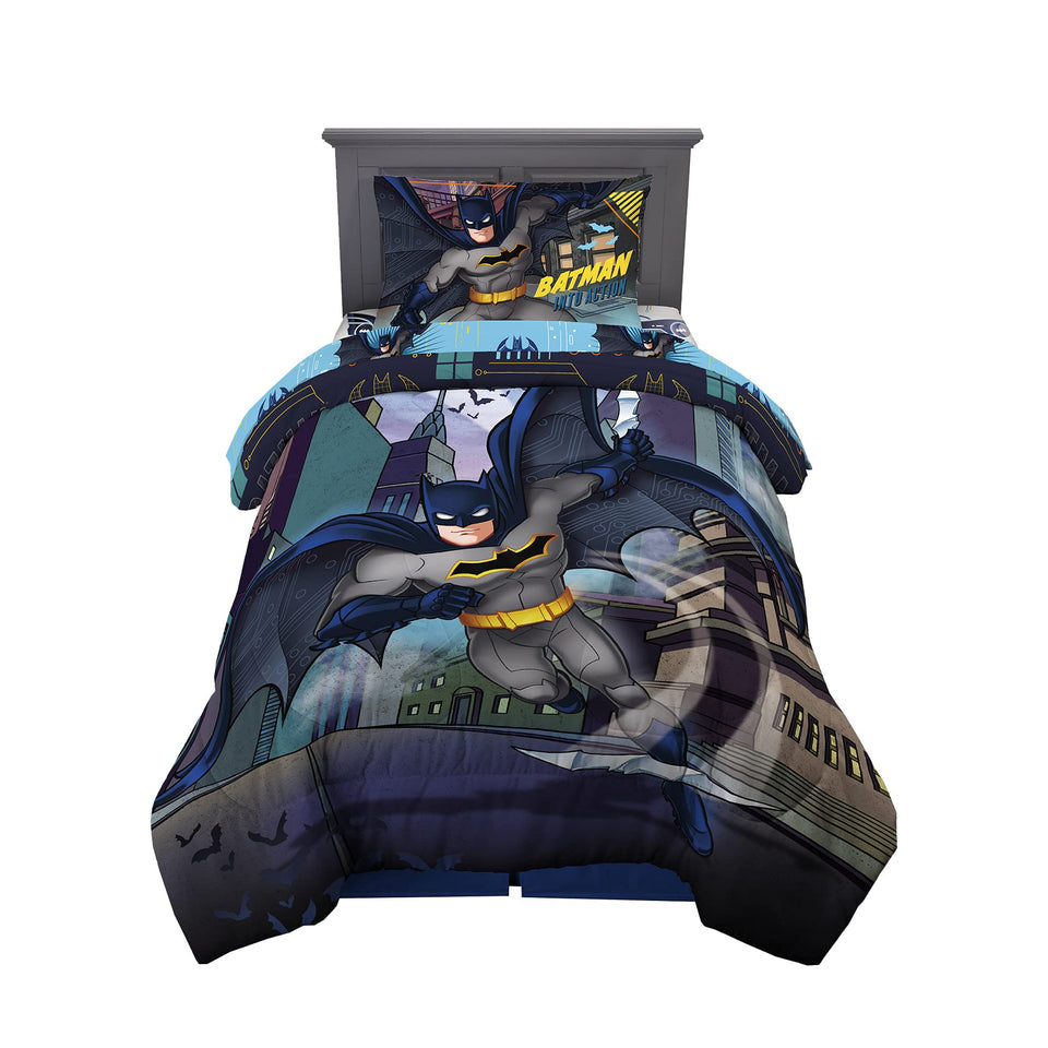 Franco Batman comforter featuring Batman leaping over Gotham for bedtime adventure