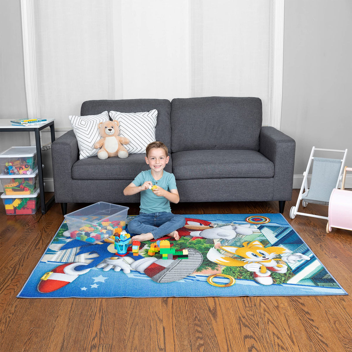 Franco Fastest Friends pattern rug adds vibrant play space.