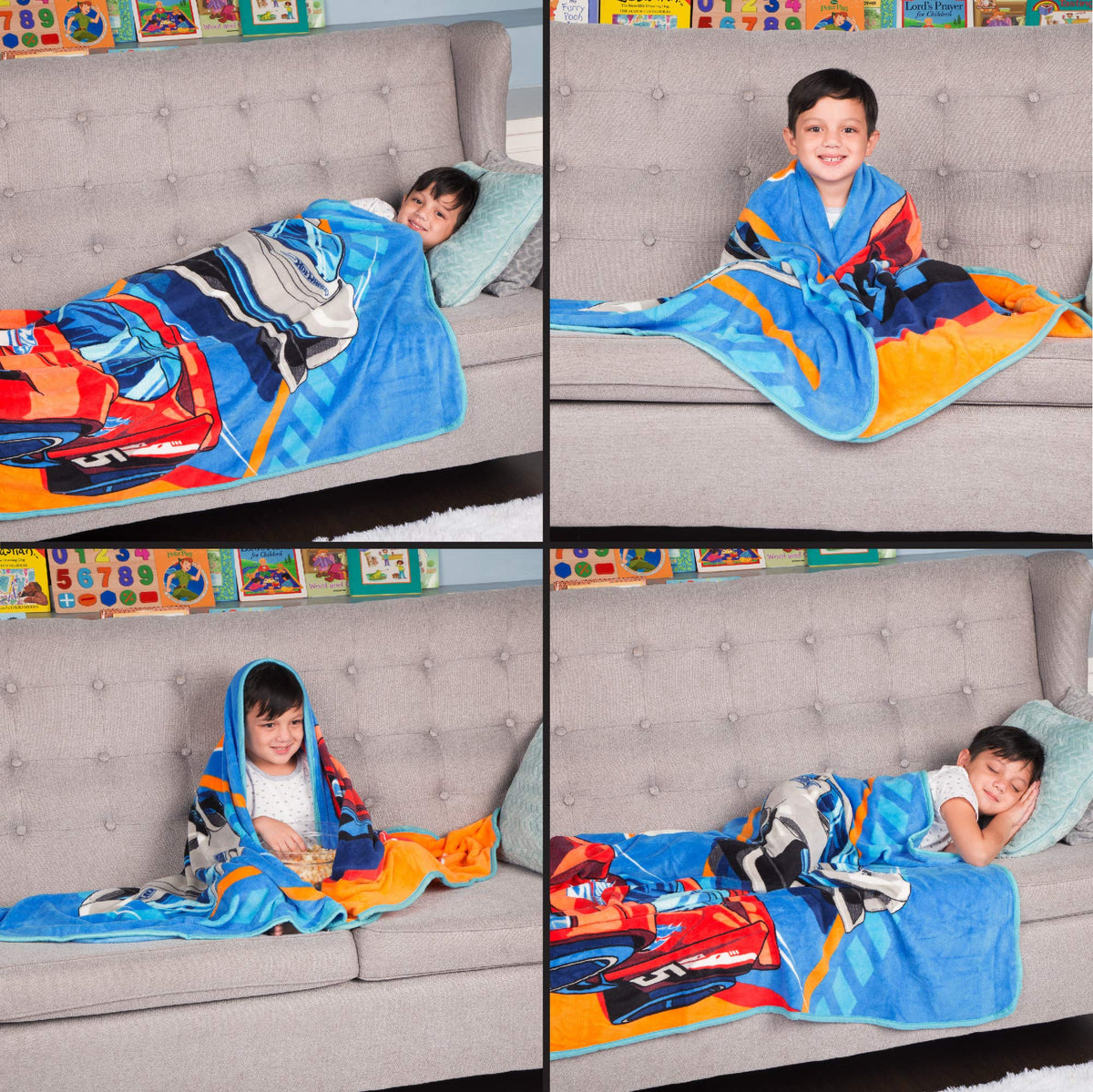 Franco Hot Wheels Speedster throw ideal for travel and warmth on the go.
