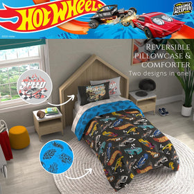 Franco Hot Wheels Total Speed pillowcase features vivid race graphics for kids' beds.