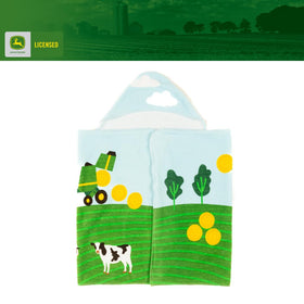 Franco John Deere towel image showcases pool, beach, and bath versatility.