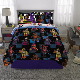 Franco pillow shams featuring Freddy’s Crew artwork for complete bed set look and comfort.
