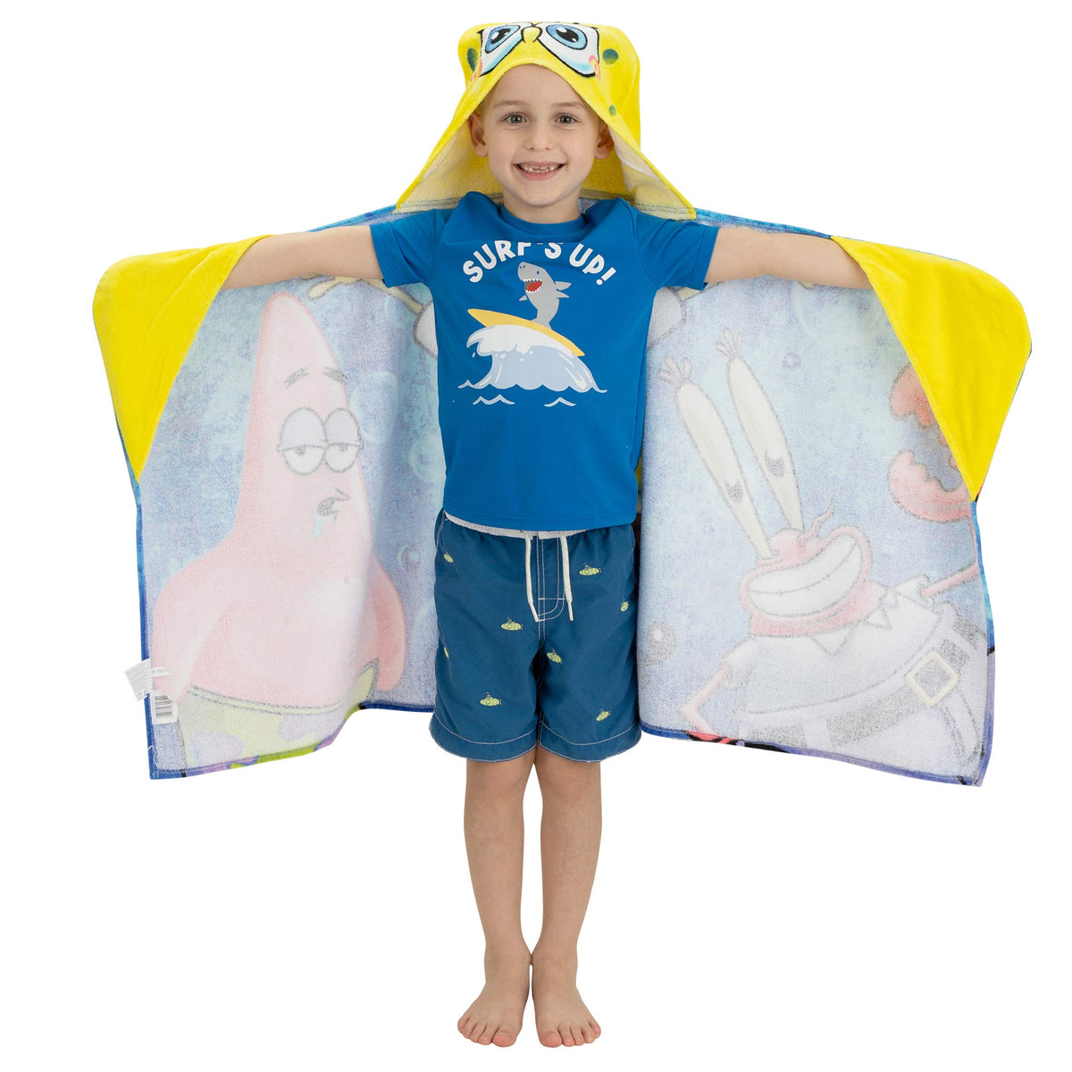 Franco kids hooded towel wrap featuring Patrick Star, ideal for poolside drying.