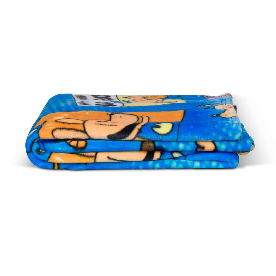 Franco machine-washable easy-care throw offers simple cleanup after adventures.