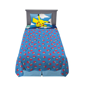 Franco Pokemon anime fitted sheet featuring Pikachu and friends for vivid bedtime fun.