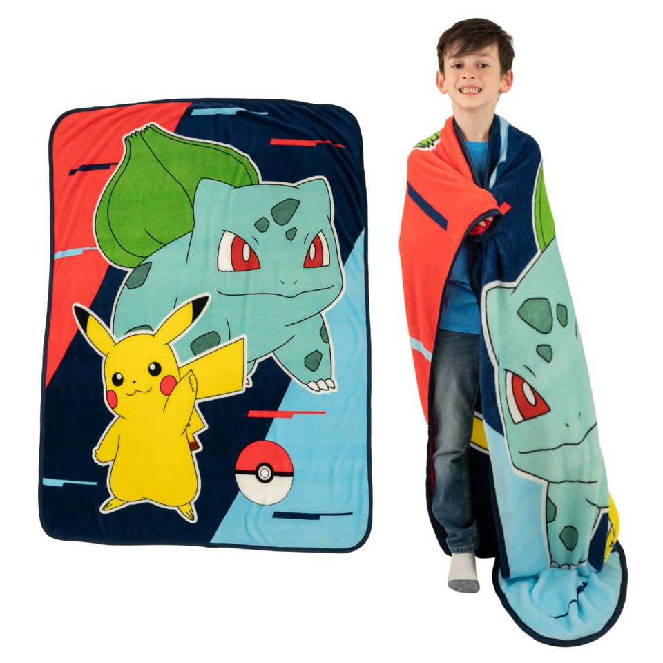 Franco Pokemon Pikachu-Bulbasaur throw front view highlights vibrant characters for kids' bed