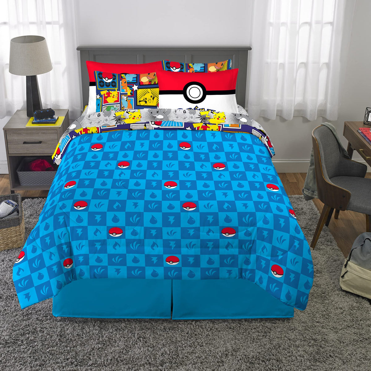 Franco queen-size bed set fits standard beds