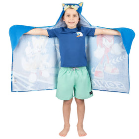 Franco Sonic hooded towel wrap featuring characters crest and soft terry fabric.
