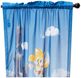 Franco Sonic Knuckles and Tails design adds playful energy and privacy.