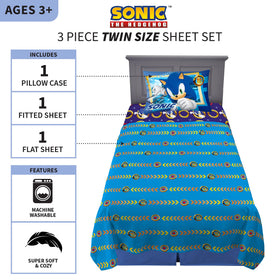 Franco Sonic Knuckles and Tails pillowcase showcases bold character artwork.