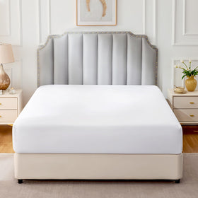 FreshCulture queen fitted sheet elastic edge showing secure fit on deep mattresses