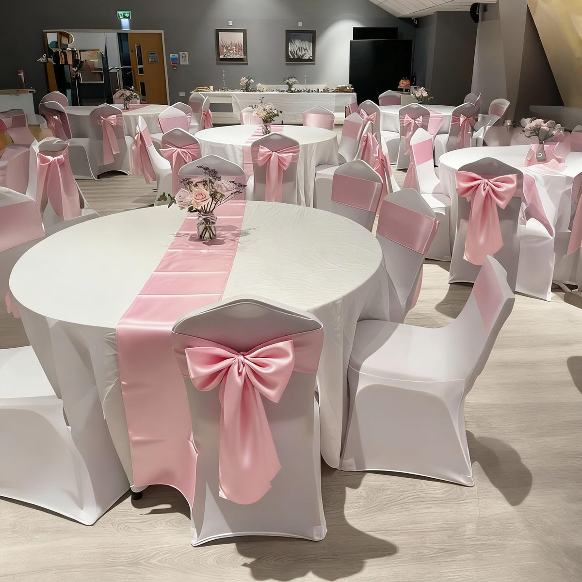 Froova holiday-ready satin bow ideal for Christmas trees and mantels