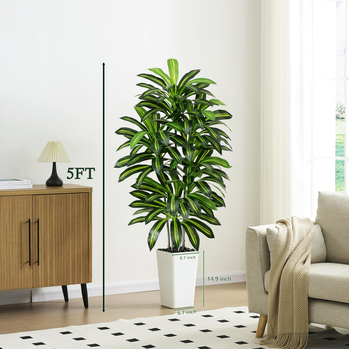 FSOHOI textured trunk and lush green leaves for a natural look