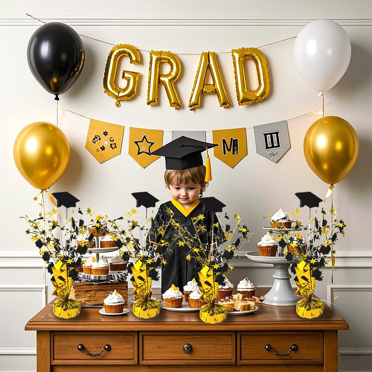 FUBININA cap centerpiece with gold stars adds elegant celebration flair.