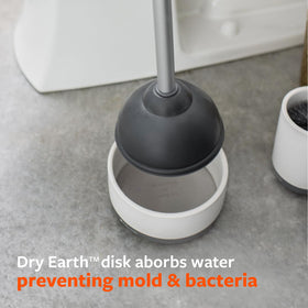 Full Circle Royal Plunge dry-earth-disk absorbs moisture to reduce odors.