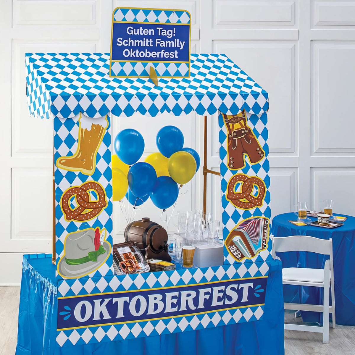 Fun Express gold display stand with ample space for desserts and drinks.