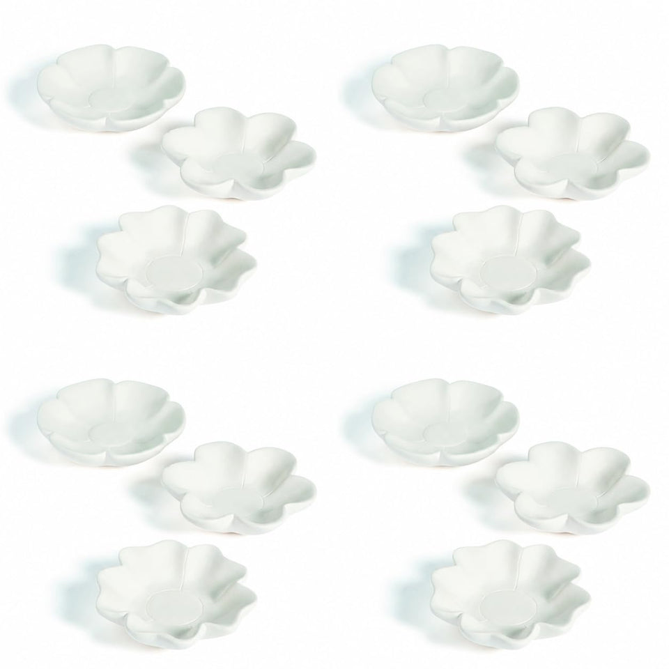 Fun Express mini flower bowls paintable kit for kids' art projects.