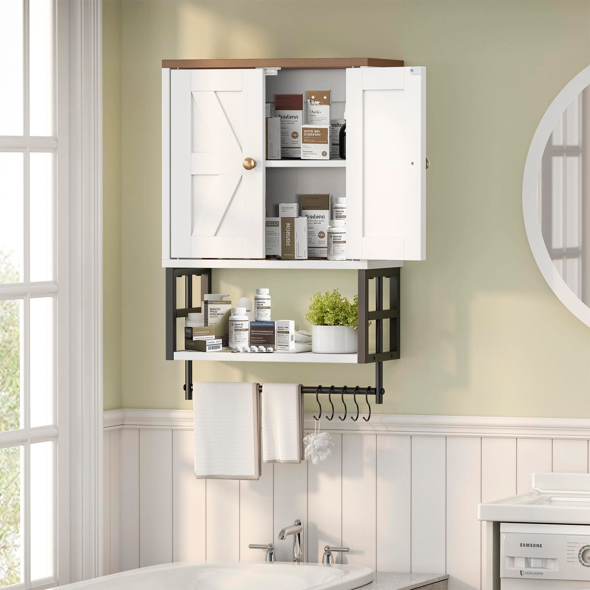 Reinforced metal frame adds durability for daily use.
