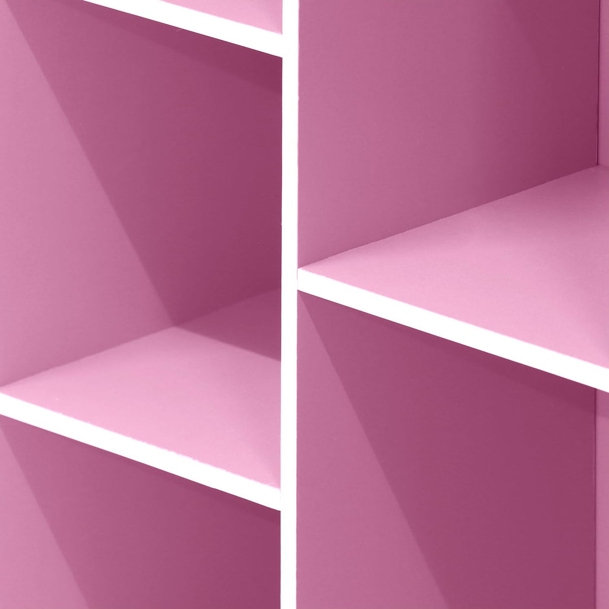 Furinno LUDER durable finish close-up shows sturdy construction