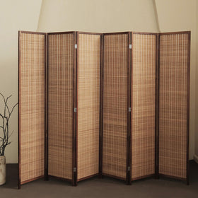 Furnnylane bamboo divider folded flat for easy, space-saving storage.