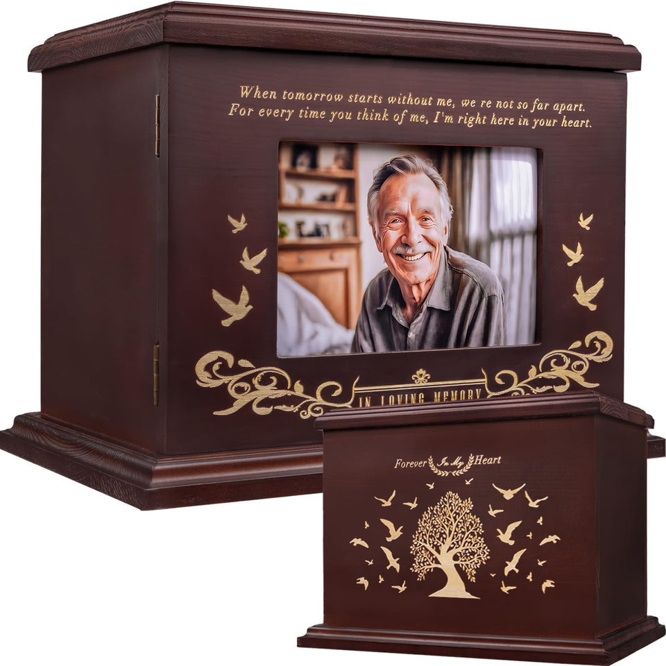 FurrySpace pine urn exterior with natural wood grain for a warm memorial.
