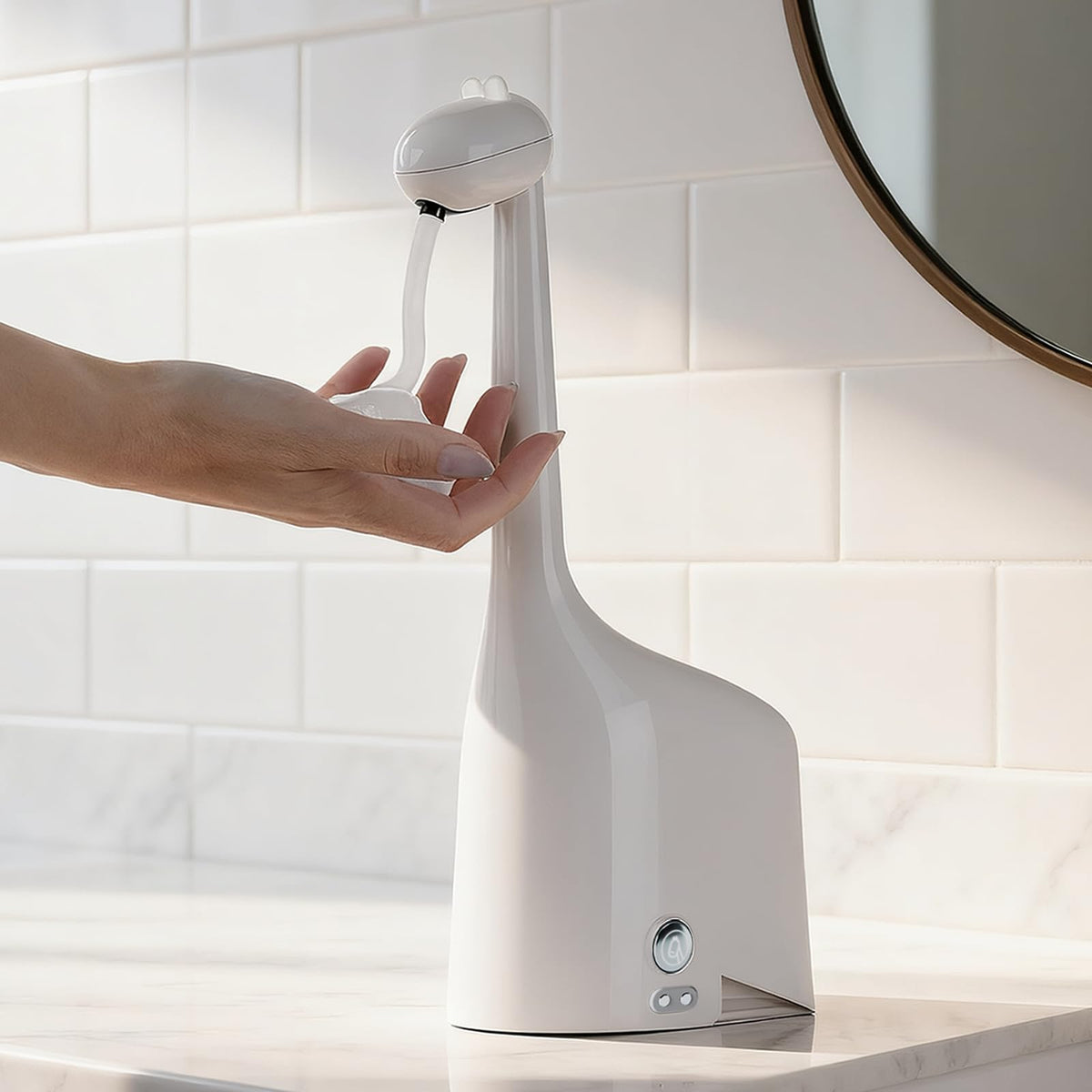 Fusunloh automatic foaming soap dispenser front view showing touchless handwashing convenience